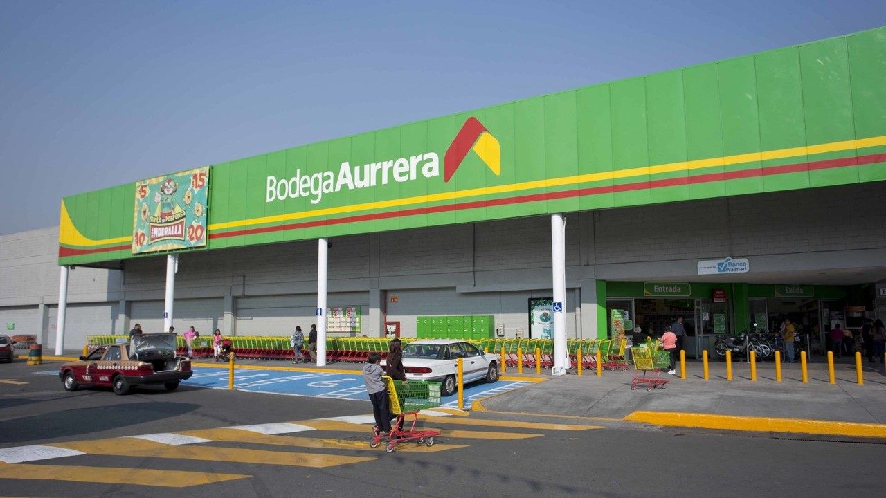 GCash group messaging